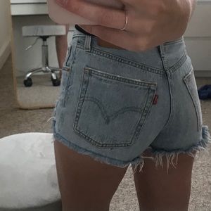 levi 501 short